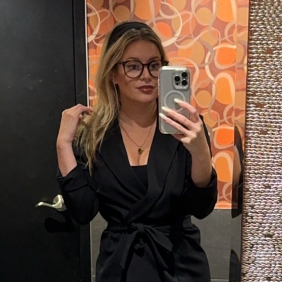 Meet your Posher, Jess - Picture 1 of 1